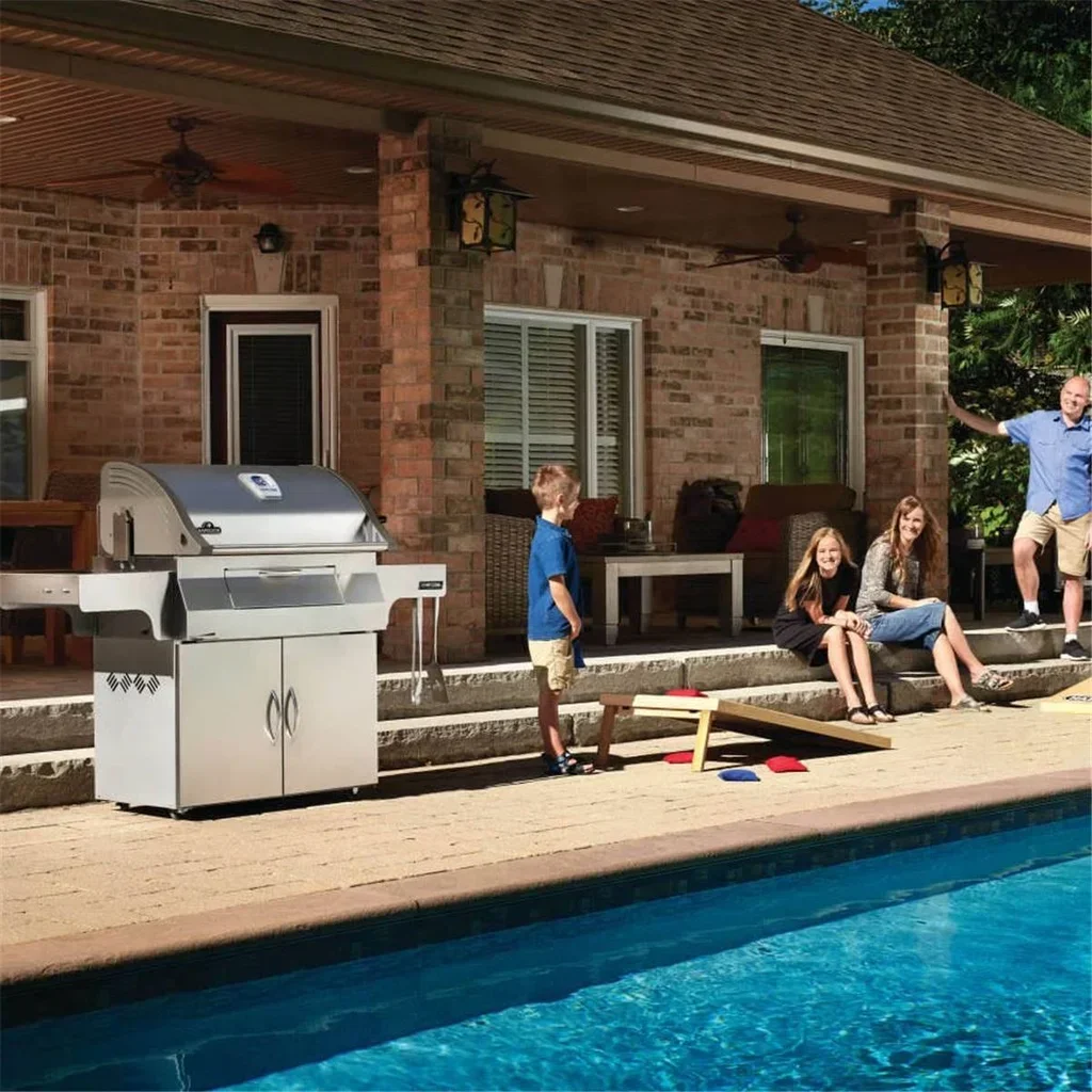 Barbacoa de carbón Napoleon PRO 605 acero inoxidable profesional