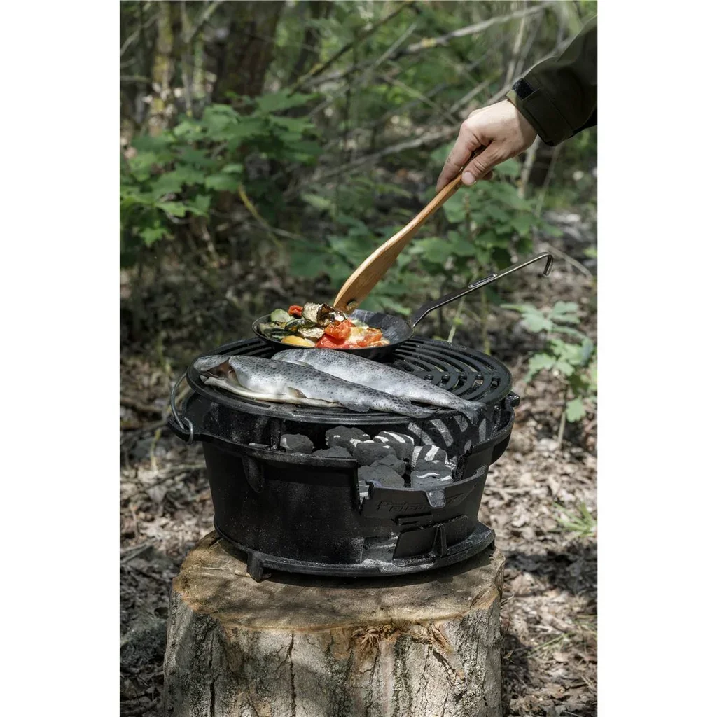 Petromax TG3 Cast Iron BBQ Grill - Adjustable 40cm Grid for Garden Outdoor Cooking