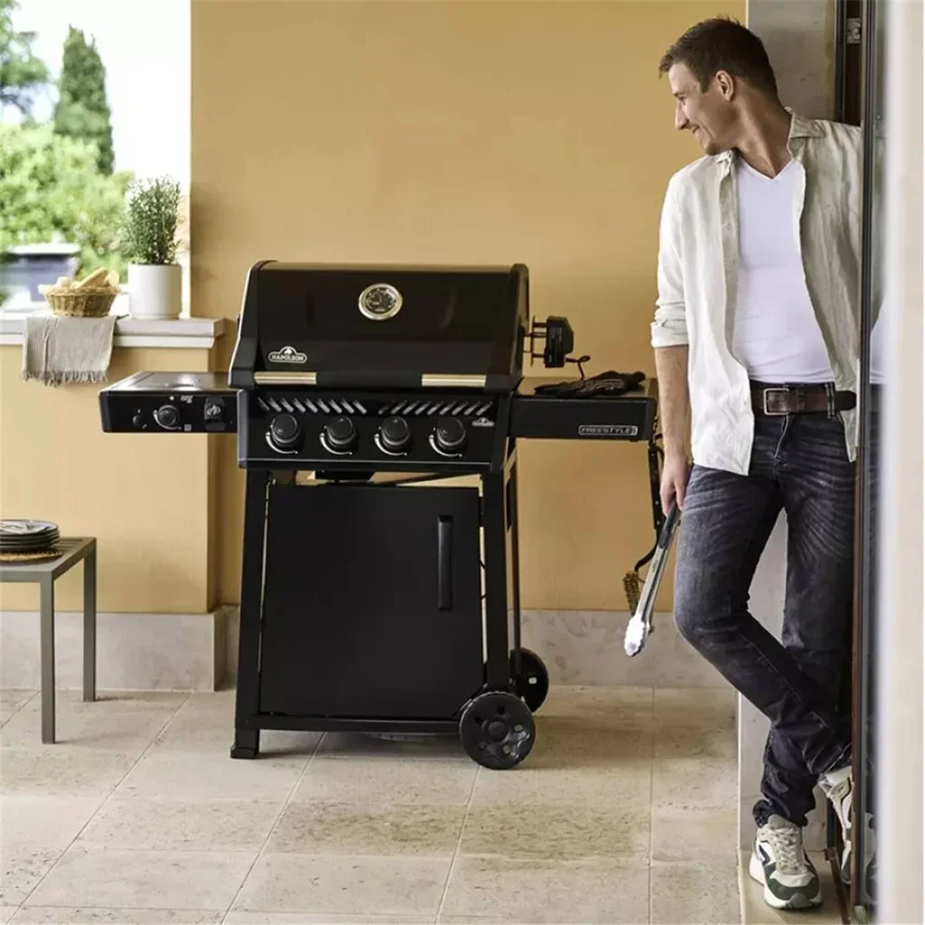 Barbacoa Gas Napoleon Freestyle PRO 425 SIB Negro 4 Quemadores Sizzle Zone