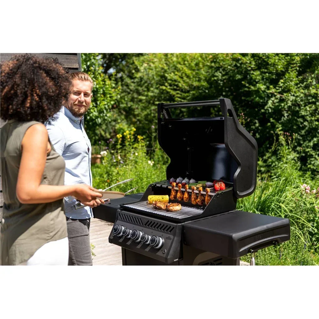 Barbacoa Gas Napoleon Phantom Rogue SE 425 Negro 3 Quemadores Acero Inoxidable