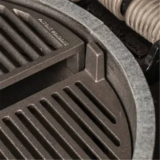 Barbacoa Kamado Goldens Hierro Fundido 52cm con Carrito y Estantes de Madera Compuesta