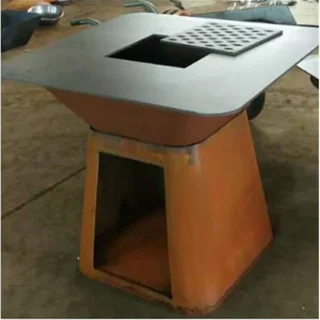 Brasero de acero corten Ø 100 cm con plancha cuadrada 100x100 cm