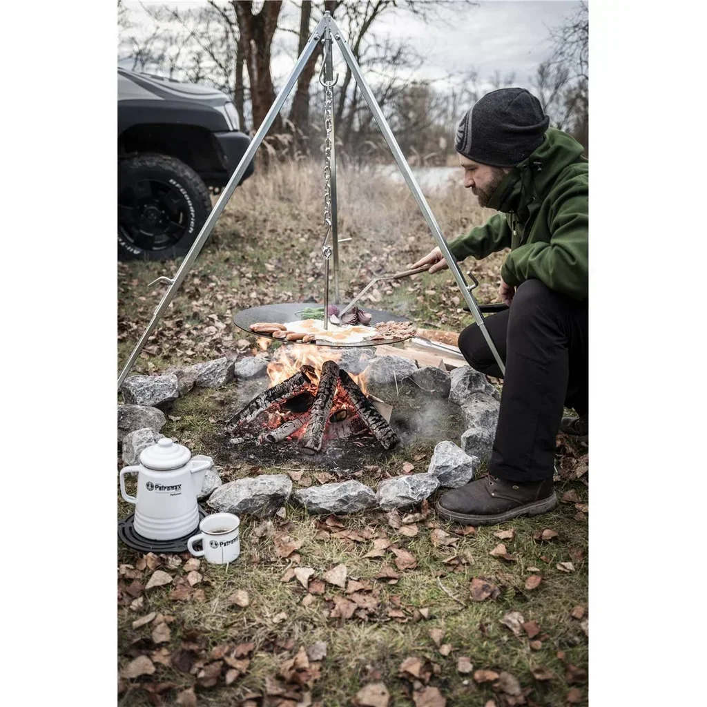 Brasero Colgante Petromax 56 cm – Placa de Cocción de Acero para Trípode