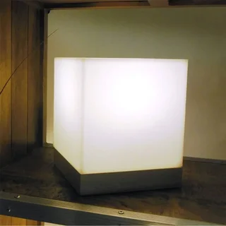 Lámpara portátil cubo SUDOKU 20 cm blanca inalámbrica interior exterior