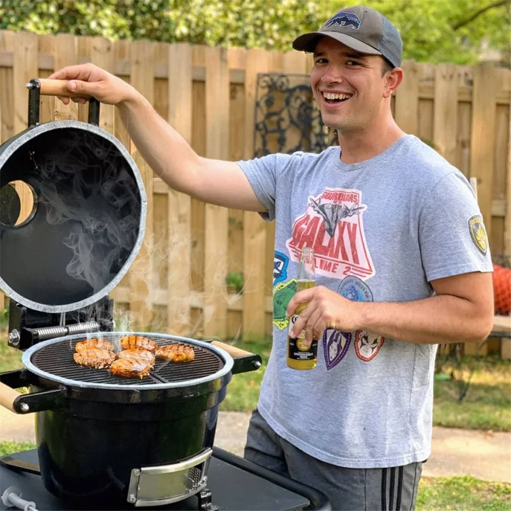 Mini Barbacoa Kamado Hierro Fundido Goldens Little Brother 36 cm - Edición Compacta