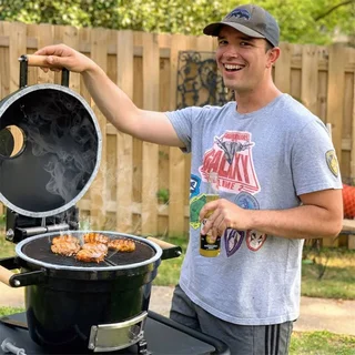 Mini Barbacoa Kamado Hierro Fundido Goldens Little Brother 36 cm - Edición Compacta