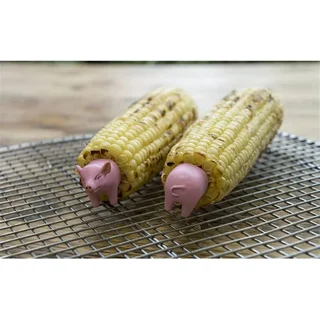 Polyresin corn cob holders for pigs set of 4