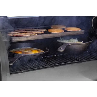 Set de 6 Accesorios para Barbacoa de Hierro Fundido Pit Boss: Sartén, Cacerola, Olla de 4L y Guantes de Cuero