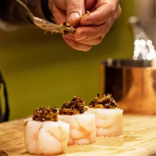 Tabla de cortar de madera La Parisienne - Bandeja de servicio artesanal 60cm