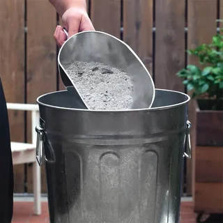 Cubo de cenizas metálico con tapa hermética ignífuga para barbacoa 1,5 kg